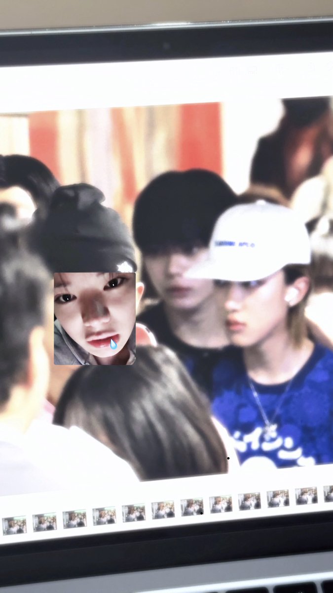 562meow's tweet photo. 이제 자야겠다….(›´-`‹ ) https://t.co/CkkrOmoWaq