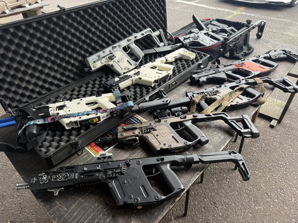 kurrs3's tweet photo. 昨日のバッカン少人数でエリア制限２対２だったりキツネ狩りしたり刻印打ってもらったりしてました😆刻印の写真は次回バッカンへ行ったら撮影しよう😁さおりーぬちゃんとベクサバの話したりと楽しい時間でした😆ベクター増殖中のバッカン！9/13バッカンでベクサバだよ集まれー!!
#BADCOMPANY
#ベクサバ https://t.co/EsJAMJohY7