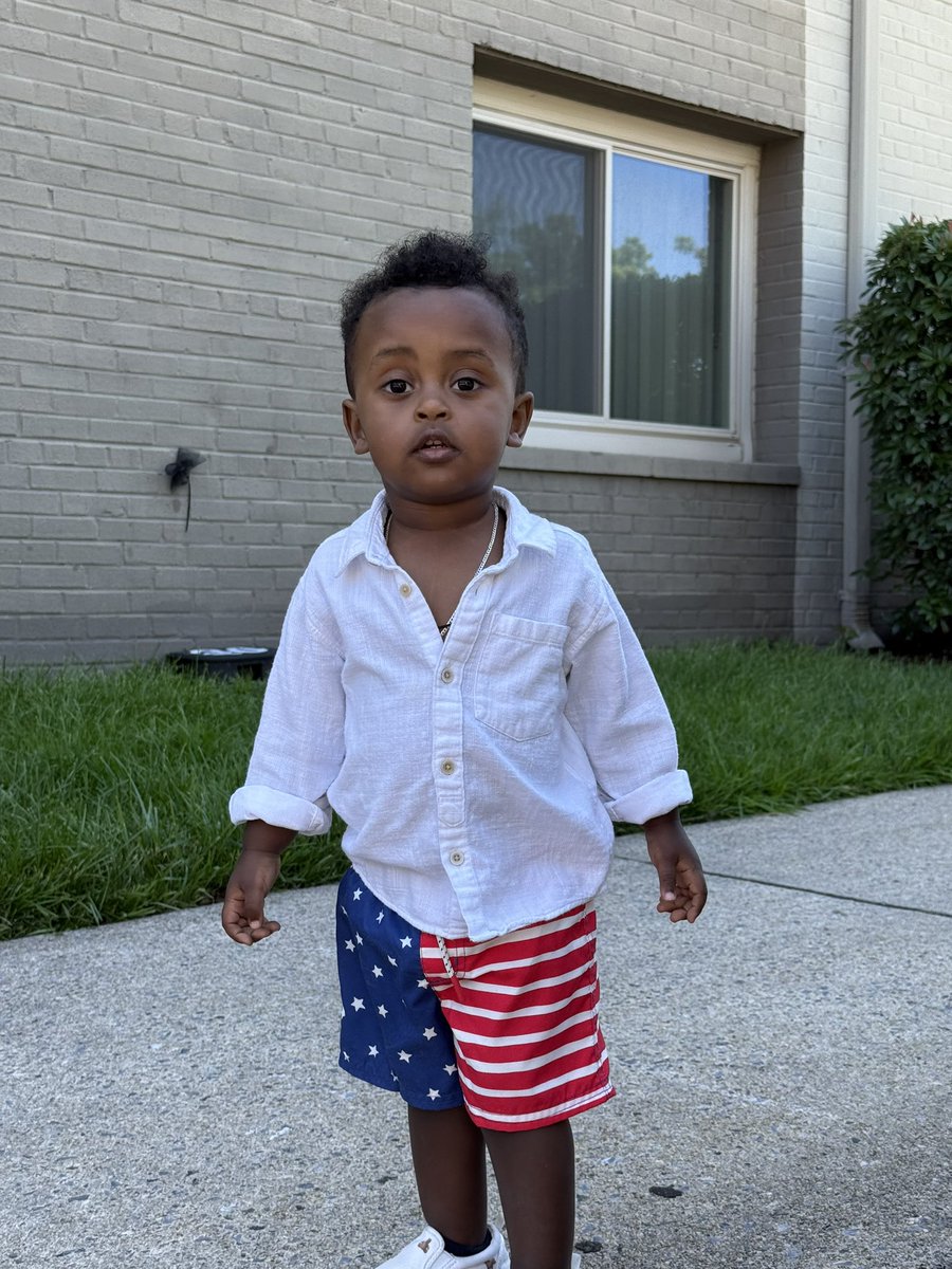 wfrewoini's tweet photo. Happy 4th of July 🇺🇸 
Here’s to freedom, hope and unity. 🎆 https://t.co/tXNyYYg3dS