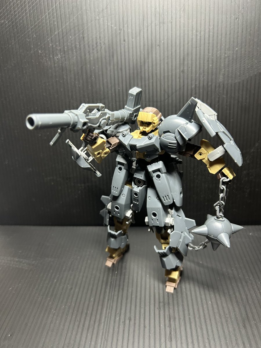 ryoukenP's tweet photo. フルアーマー陸戦型アルト
補給がなかったので鹵獲品を使ってみたら思ったよりフィットした。
実戦投入した結果、バイロン軍が一瞬攻撃を躊躇する効果があったとか。
この結果を受けて一部でアーマー置いてけとポルタ狩り隊が発生してるとかいないとか。

 #30MMSM2026 https://t.co/NfuCGiBiLU