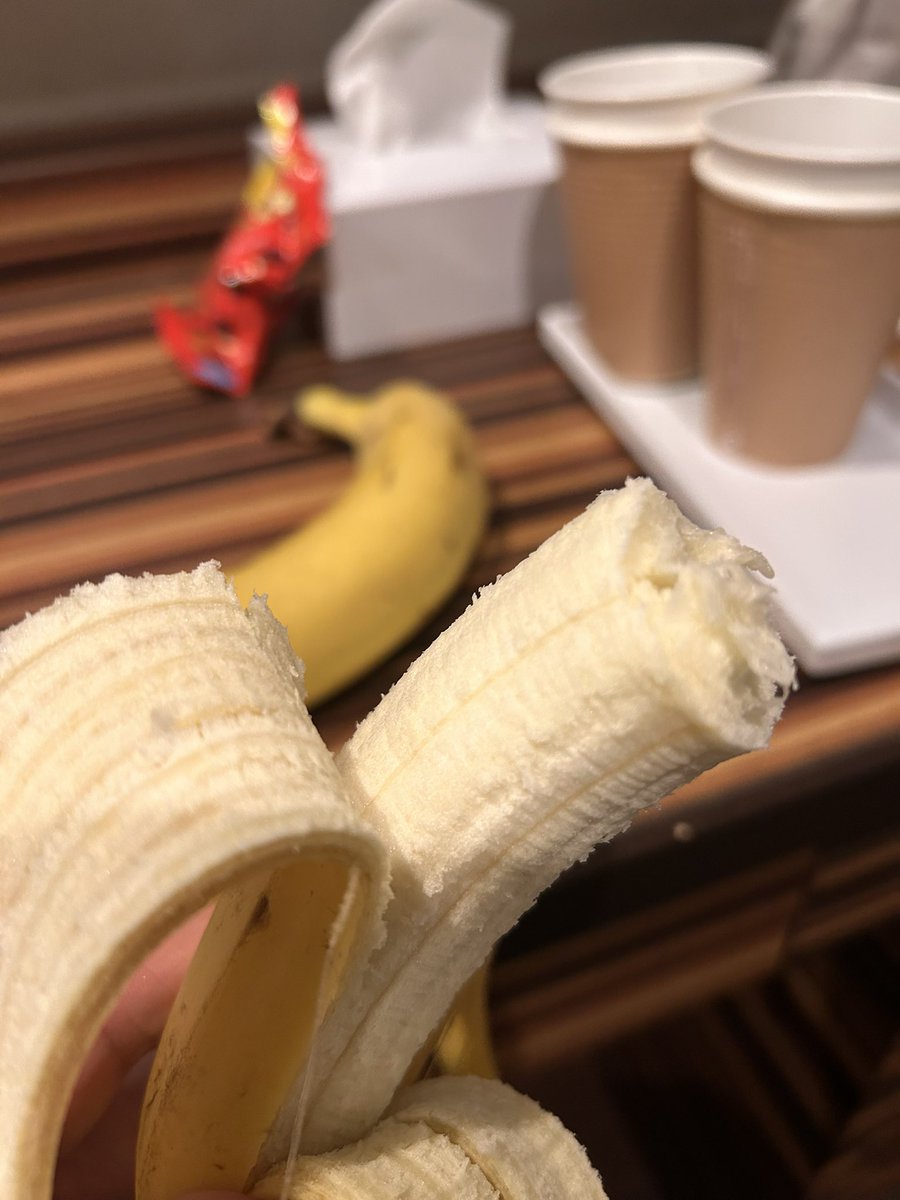 chan_seung's tweet photo. 今日の朝ごはんは🍌🍌🍌#NAKAMAtoMEETING_vol5 https://t.co/wSl9i7nHVE