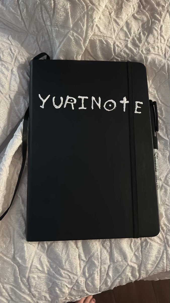 RatsCarnival's tweet photo. Hey I think I left the yuri note at the vtuber meetup at #AX if anyone grabbed it please help me get it back 
:( !! https://t.co/3GH8FdDYwl