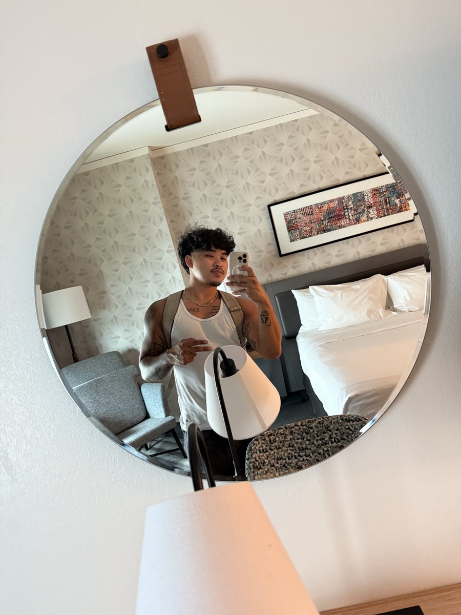 jspr_burgos's tweet photo. Solo adventure in Austin 🫰🏽 https://t.co/Q5Del0Rg56