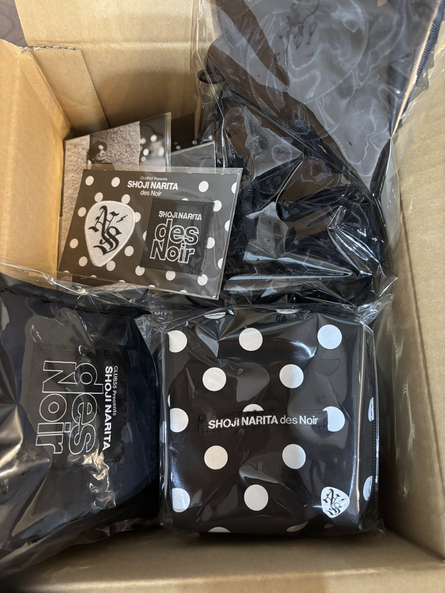 Em0btw's tweet photo. 我が家も昨日届きました♡
かわいー✨
ポーチもエコバッグも2個買えば良かったな😆 https://t.co/ouqEiRZZYu