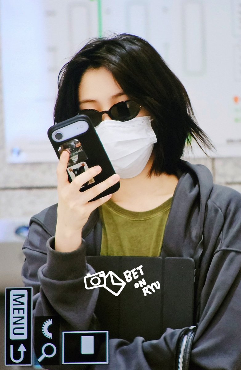 betonryu_srj's tweet photo. 260705 ICN

#있지 #ITZY #류진 #RYUJIN 
@ITZYofficial https://t.co/8O8bHL8oWQ