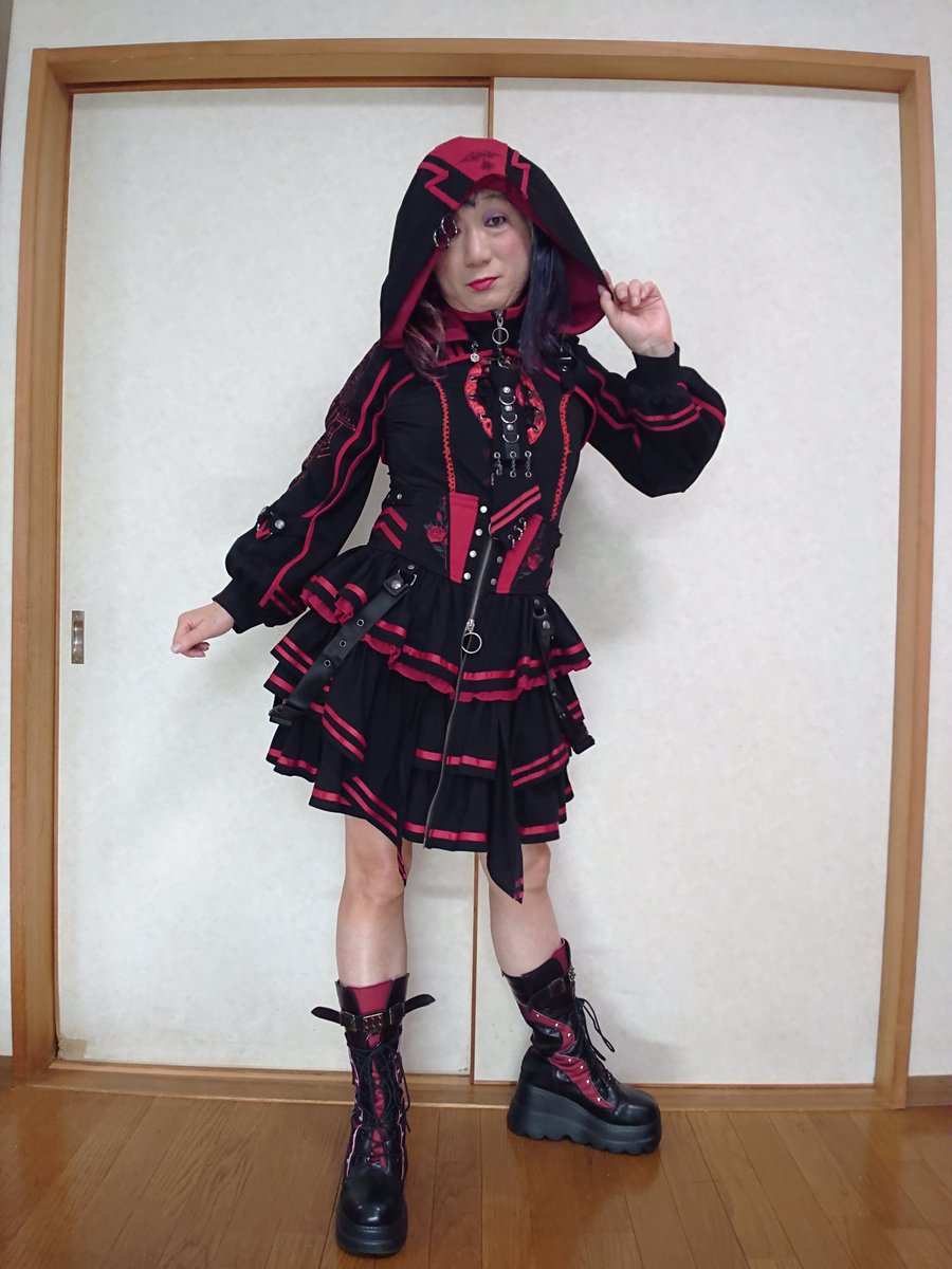 saori_mistress's tweet photo. 2026July05
今日は先日お迎えしたサイバーローズを着ましょう。
#ozzsnap #ozzon #ozzonjapan #ozzonest #ozzcoroce #Rosecross #TAKARAYA #SHEIN https://t.co/QcFQr1EvTF