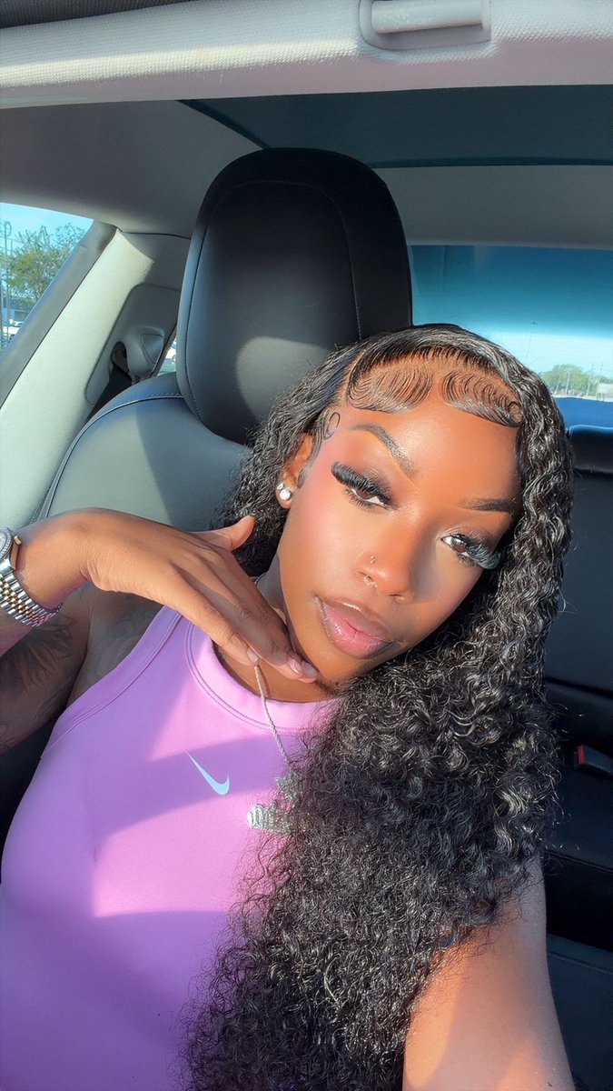 neshathatdamn1's tweet photo. pretty girl inna tessieeee🎀 https://t.co/v63poUDgWU