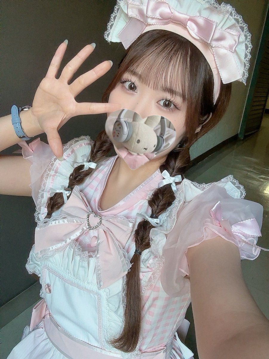 AliceCafe_Maid's tweet photo. 🤍AliceCafe 本日14時open🤍

3~5日はクラシカルメイドDay🧸☕*°

7月5日(日)
14:00〜21:00

🤍ここ(@alicecafe_coco )
🤍まりりん(@alicecafe_mrrn )
🤍ゆあマネージャー(@Yu__aaa_n )

次回のイベント➡️7/10~12 チャイナDay🐼🍵

遠隔はこちら⬇️
https://t.co/bkvEKYuIVU https://t.co/YRpNdYwjDP
