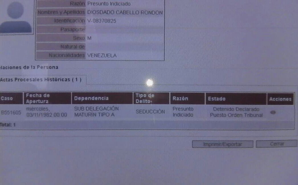 starkleyx's tweet photo. @ChamoDeVzla Recordar es Vivir

El meon de fuerreal
 Diosdado Cabello. Estuvo preso por PEDOFILO, el mismo fue presentado  a tribunales el 17/12/1982,tipo de delito: seducción a una menor de edad, número Caso B551605 y la fecha del delito fue 22/03/1981 https://t.co/Ufd6PTW9ym