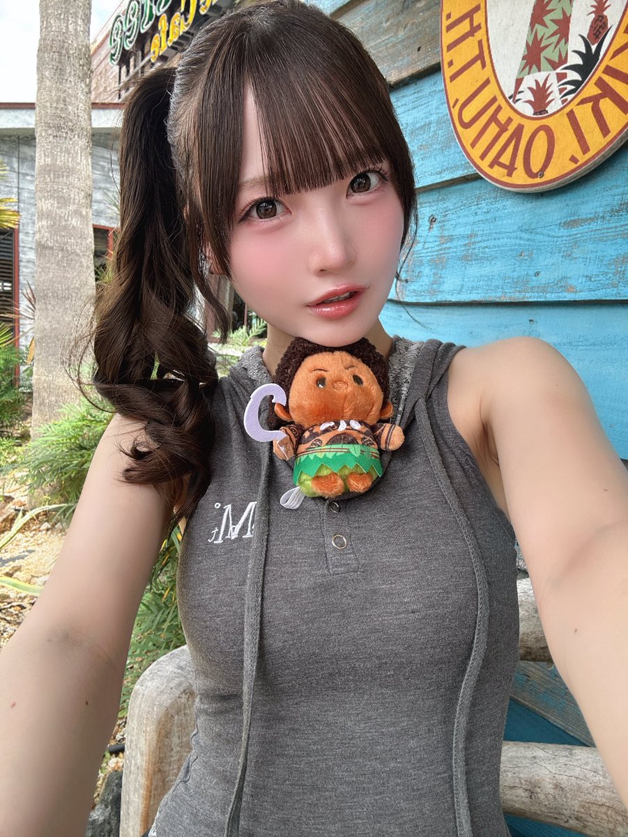 由良ゆら #よーよーよー♡ tweet media