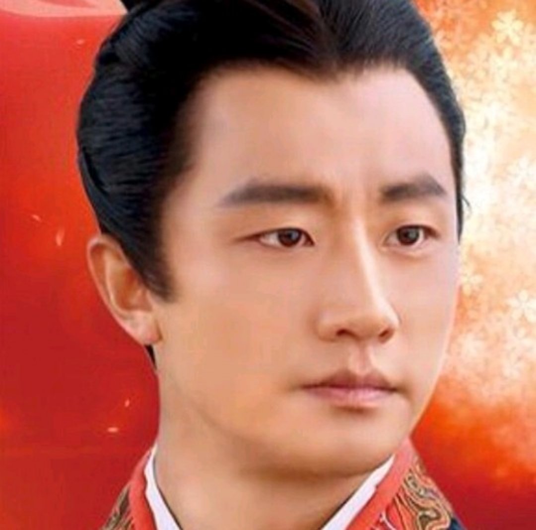 me_light's tweet photo. 黄歇が斎藤工て、最高か。やるわぁー、この黄歇なら太子と入替って逃亡を助けるくらいの策は朝飯前って眼光してるわぁー。黄軒の仔犬のような泣きの黄歇も好きだし、斎藤工の原作まんまの黄歇もめっちゃいいわぁ。 #春秋戦国  #華流ドラマ #ミーユエ #キングダム #春申君 https://t.co/RJdTFNsyiy