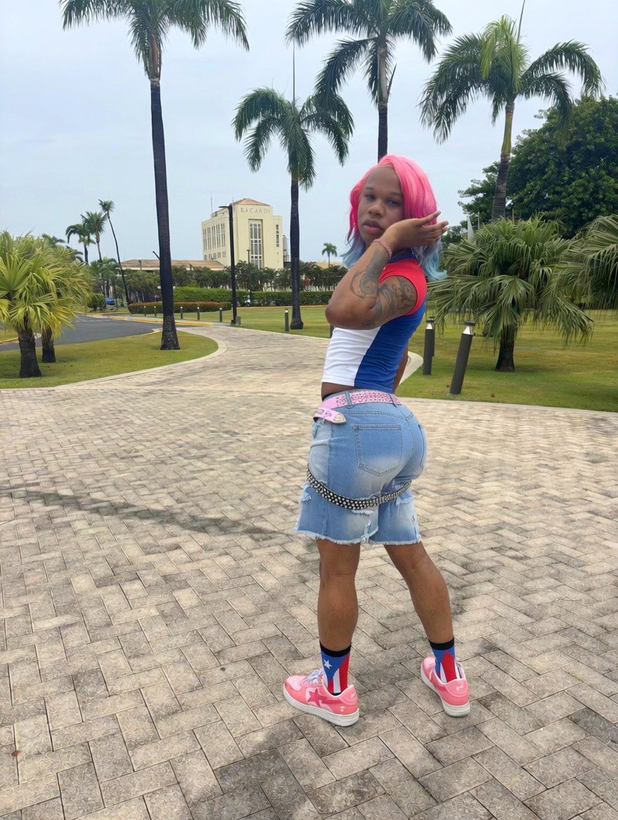 HeyRickeelon's tweet photo. I’m having so much fun, my tuck MUSTY AF!👃🏾🔥 

#PuertoRico 🇵����Cancer tingz ♋️ https://t.co/mP2s1jHNPY