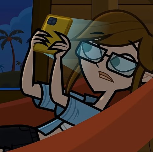 jebonaventure's tweet photo. "Ally's elimination was so unfair!"
Acting like this cheating HACK didn't smuggle a PHONE onto the Island. Ally AND her corrupt accomplice should be BANNED from the competition PERMANENTLY. https://t.co/MacQHhyzjx