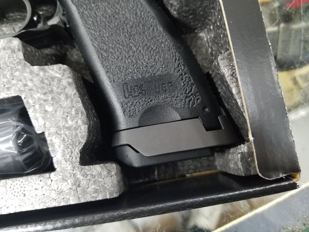 TOM04395949's tweet photo. KSC新製品‼️
USP45タクティカル FULL-SPEC
入荷しました(^_^ゞこりゃカッケェ👍
#タケウチモデル　#KSC　#サバイバルゲーム　#サバゲー https://t.co/i2CvJmfUCJ