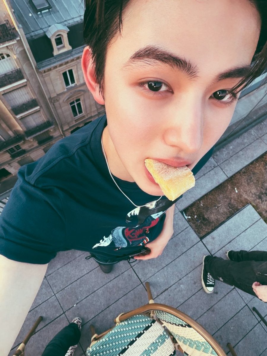 Seonghyeonz tweet picture