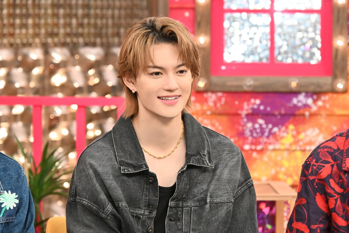 modelpress's tweet photo. 【「M!LKの爆裂ミッション」囲み取材🥛💥】

山中柔太朗は”ハニカミ”担当？
グループの絶妙な役割分担

佐野勇斗はさらなる過酷ロケにも意欲
「自分を超えないと人生面白くない」
https://t.co/QrZG6iJhPp

#MILKの爆裂ミッション https://t.co/7tbn8ZWJDy