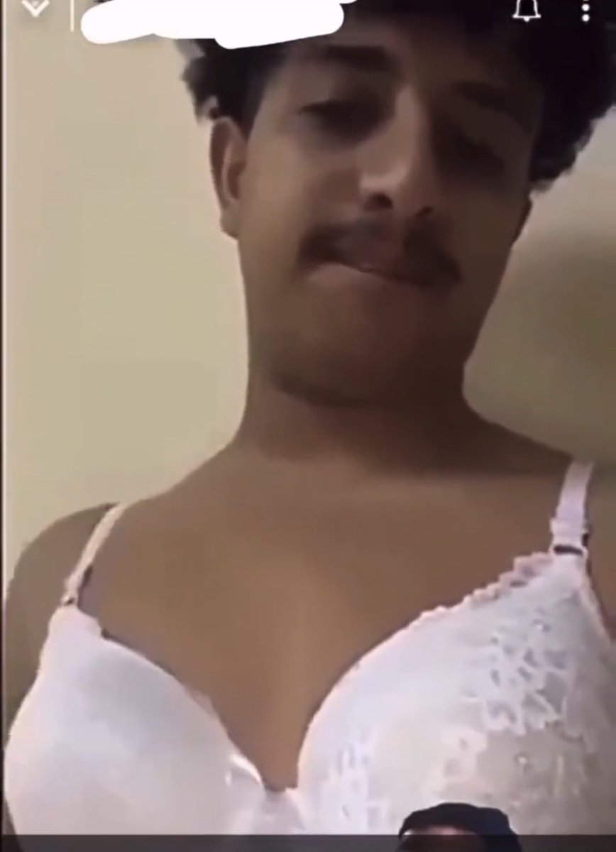 thatsaudibrat's tweet photo. @ahahahu5ts @raro4yqd راعي المغرب وتاينلد يستشرف 🤣🤣 https://t.co/eiwbd0nKie