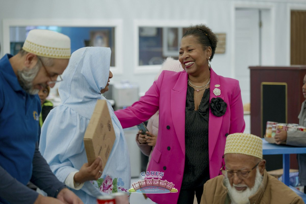 Bohras_USA's tweet photo. Happy 250th, America! 🇺🇸

For the @Dawoodi_Bohras, #patriotism is deeply rooted in faith and expressed through a continued commitment to #service, civic participation, and community building. Across the country and throughout the year, community members partner with local organizations, actively contribute as engaged citizens, support those in need, and work alongside neighbors of all backgrounds to strengthen the fabric of American society.

As the nation looks toward its next chapter, this milestone offers an opportunity to reflect on our past and honor the contributions of all Americans — while imagining what the next 250 years can become.

This Fourth of July, the #UnitedStates #DawoodiBohra community reaffirms their dedication to building together in the country we proudly call home.

Wishing all a Happy Independence Day. 🇺🇸

#America250 #US250 #A250
@America250