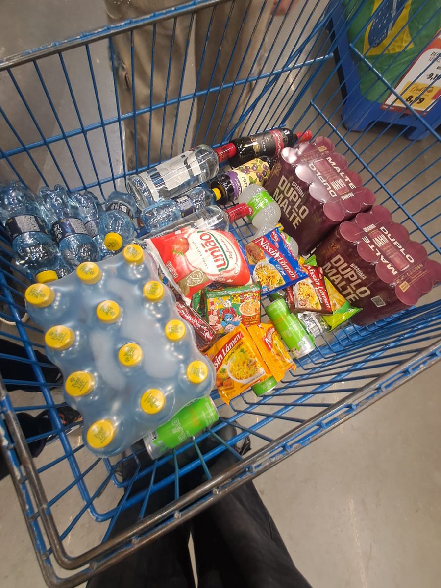 seigfriedsr's tweet photo. 300 reais uma compra basica esse bostil ta perdido mesmo https://t.co/0F8ZiDDY0v