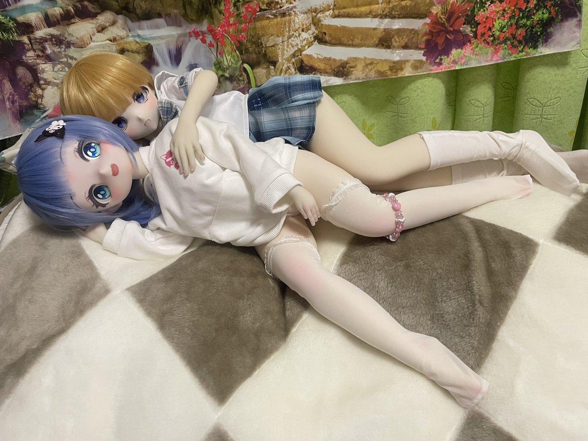 shincyan15's tweet photo. #mozudoll #アニメドール #ラブドール
まったりと☺️
パパ「パパもまぜて」
まい「だめー👅」
パパ「😭😭😭」 https://t.co/wmA1SjaVjd
