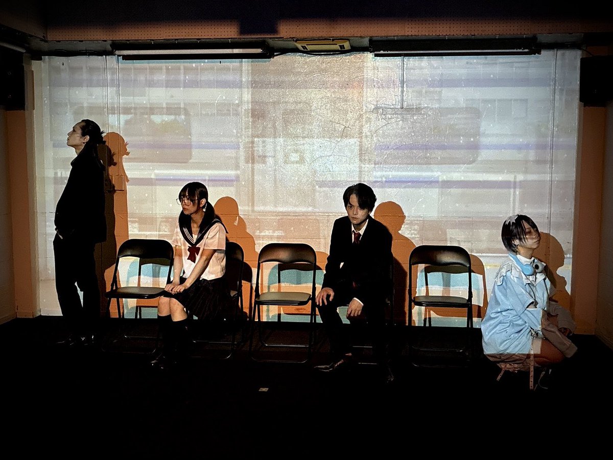 QuarPatch's tweet photo. #かるぱち #境プラ
【3日目】

☀️マチネ
12:30 S席開場
12:40 A席開場
13:00 開演

🌙ソワレ
16:30 S席開場
16:40 A席開場
17:00 開演

※上演時間約75分
※終演後アフタートーク有
※当日券有

いよいよ最終日です。
昨日までとお時間変わりますのでお間違えなく💡

本日もお待ちしております！ https://t.co/66khlD8U10