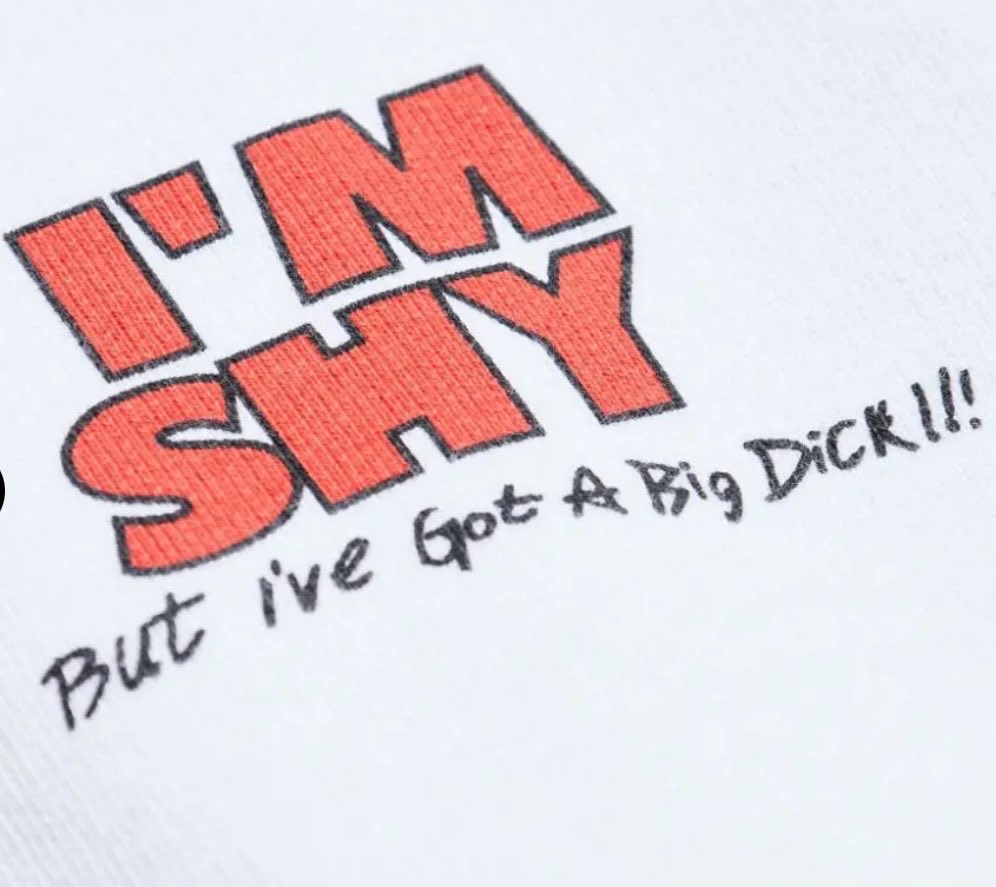 ne0bebe's tweet photo. remember when shownu wore this shirt https://t.co/hSfnSjKtL7