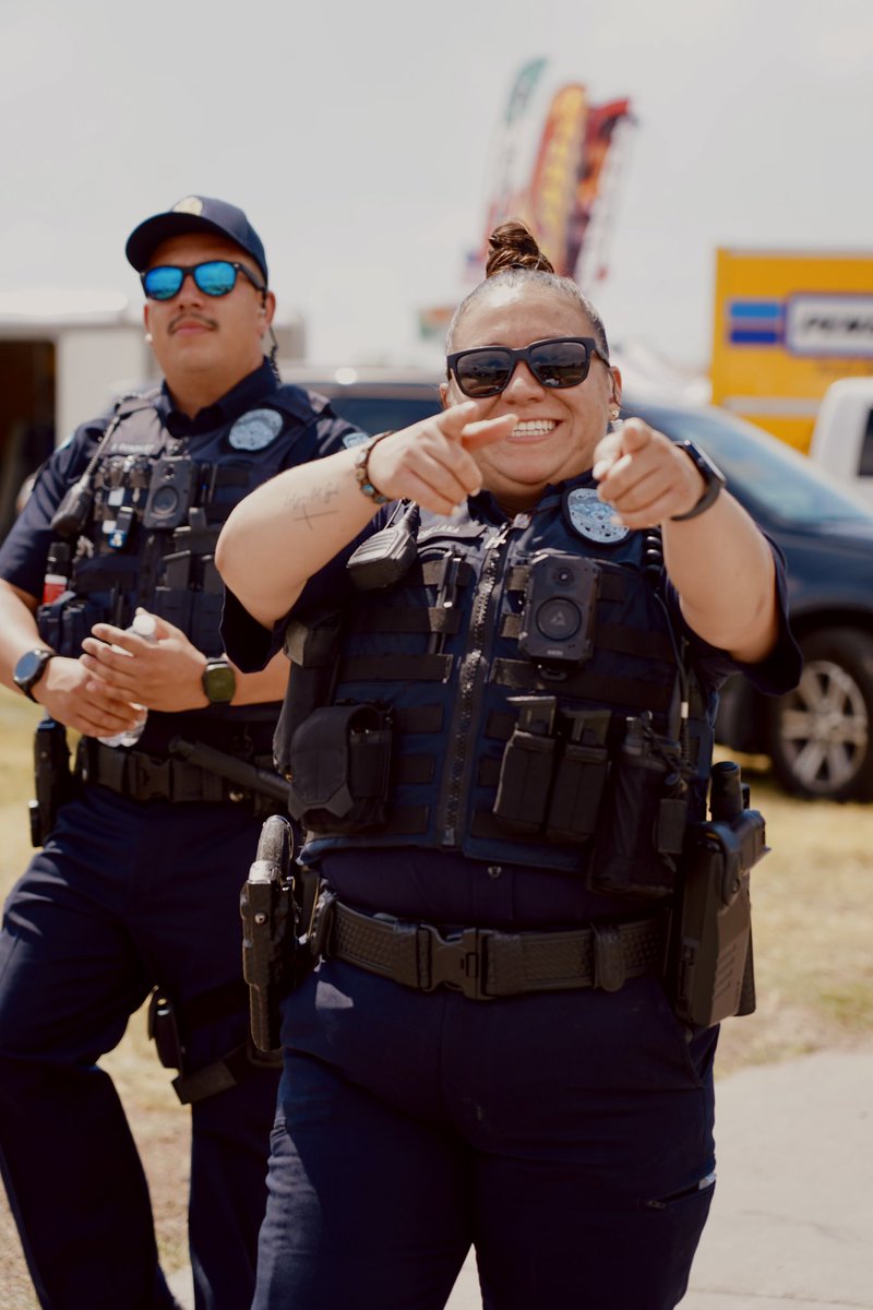 ThorntonPolice's tweet photo. Happy 4th of July from #ThorntonPD! 🇺🇸

Celebrate responsibly, look out for one another, and enjoy the festivities. https://t.co/RKoCBvrGwH