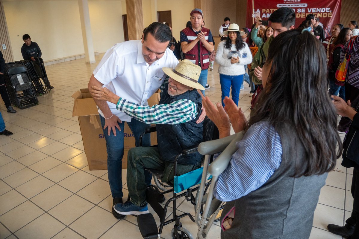 kalidmohamedb's tweet photo. Desde Santa María Atarasquillo y San Miguel Ameyalco, #Lerma, seguimos llevando este mensaje de unidad y compromiso, convencidos de que la defensa de la #soberanía comienza trabajando de la mano del pueblo.
#LermaMereceMás #LermaEsMiHogar https://t.co/q4M4f4i10A