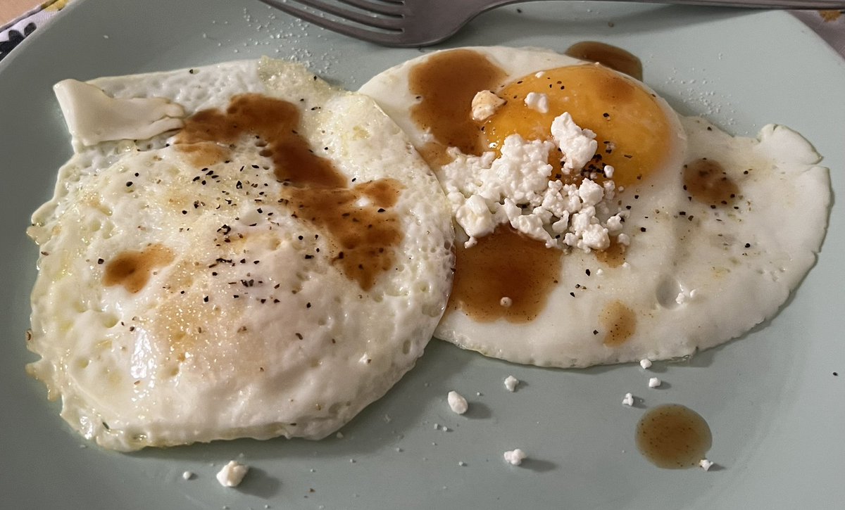 serpentkg's tweet photo. Eggs pic on its own cause 🤤 https://t.co/m7zzTybNfS