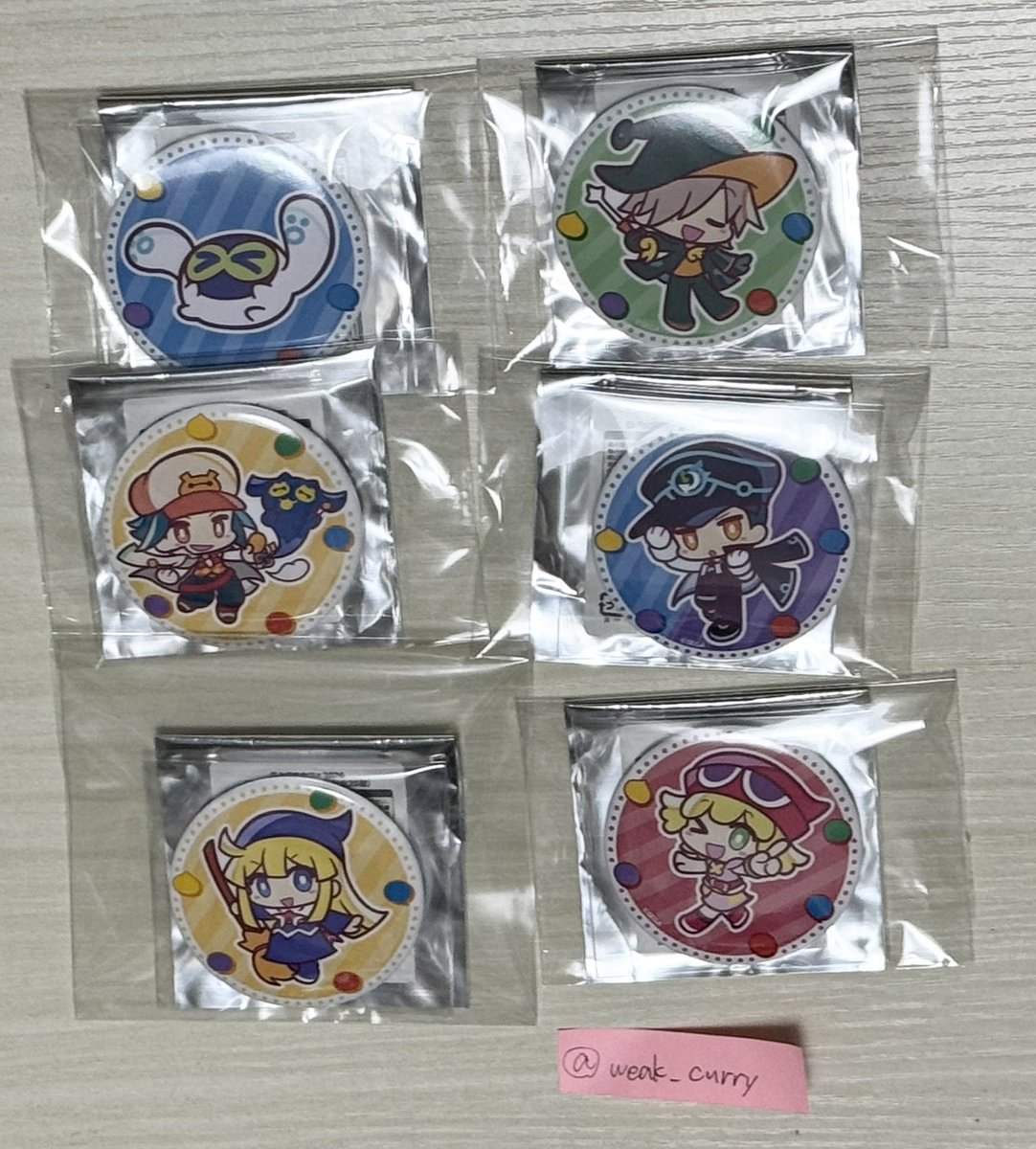 weak_curry's tweet photo. ぷよクエカフェ 交換
○クリアカード、缶バッジ、SD缶バッジ

譲:画像
求:りんご、まぐろ、（SD缶バッジのみりすくませんぱいも１個交換希望）

基本的には同種交換希望。
異種交換は相談次第で対応可能。

郵送🉑、都内のみ手渡し🉑
検索からのお声がけ歓迎です https://t.co/qvsDvtrjhZ