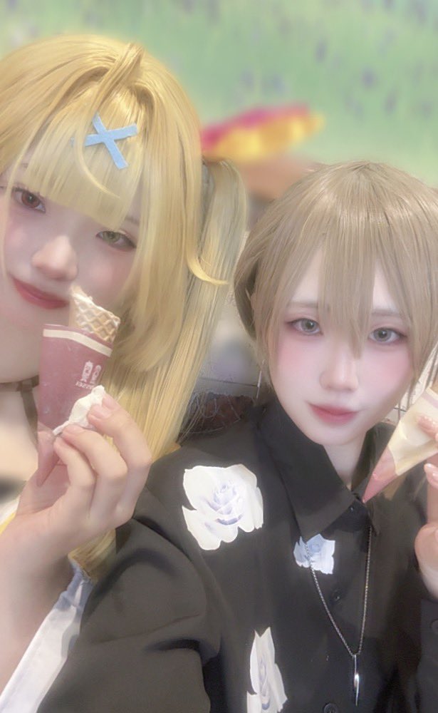 rov_cos's tweet photo. #コスライ
そくほ！食べかけのそふとちゃん🍦 https://t.co/6qADCWLdtL