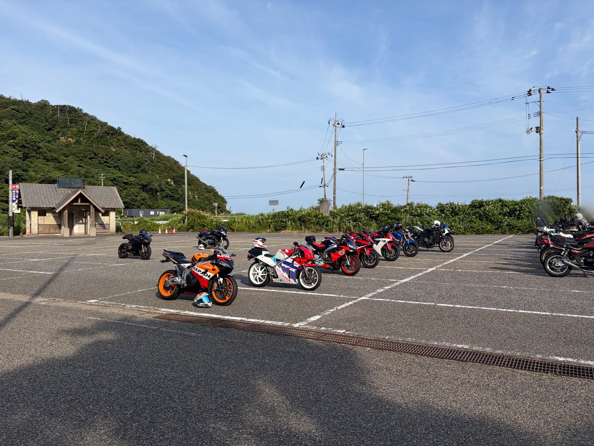 ittchan01's tweet photo. 今日は田ノ浦へ 遅めの朝活
朝は眠いよね😄 https://t.co/gtxUqw44zg