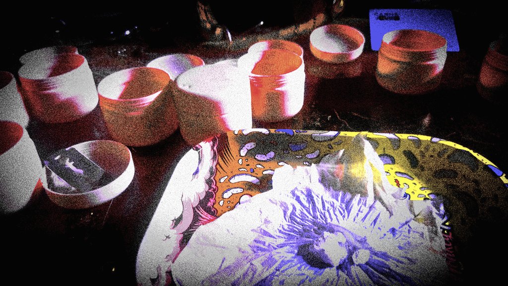 m0ristxrving's tweet photo. More of th dxm n lines we had yesterday + organizin tht sht under the leds🙂‍↕️🙂‍↕️
#dxm #drugstwt #coketwt https://t.co/7mgfT1rggv