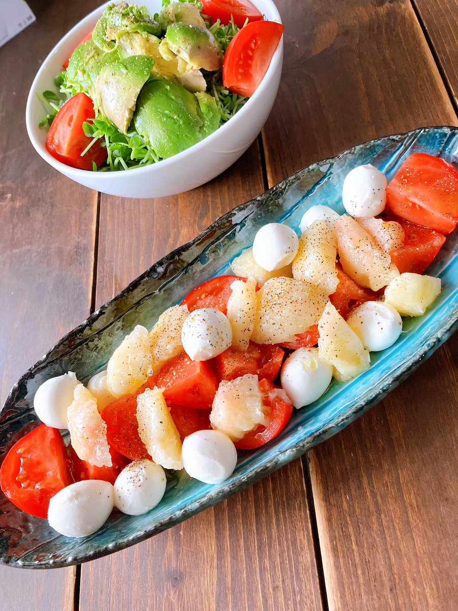 Cal_Eyday's tweet photo. 休日だけ頑張るおっさんの飯です https://t.co/i8D15bVsn6