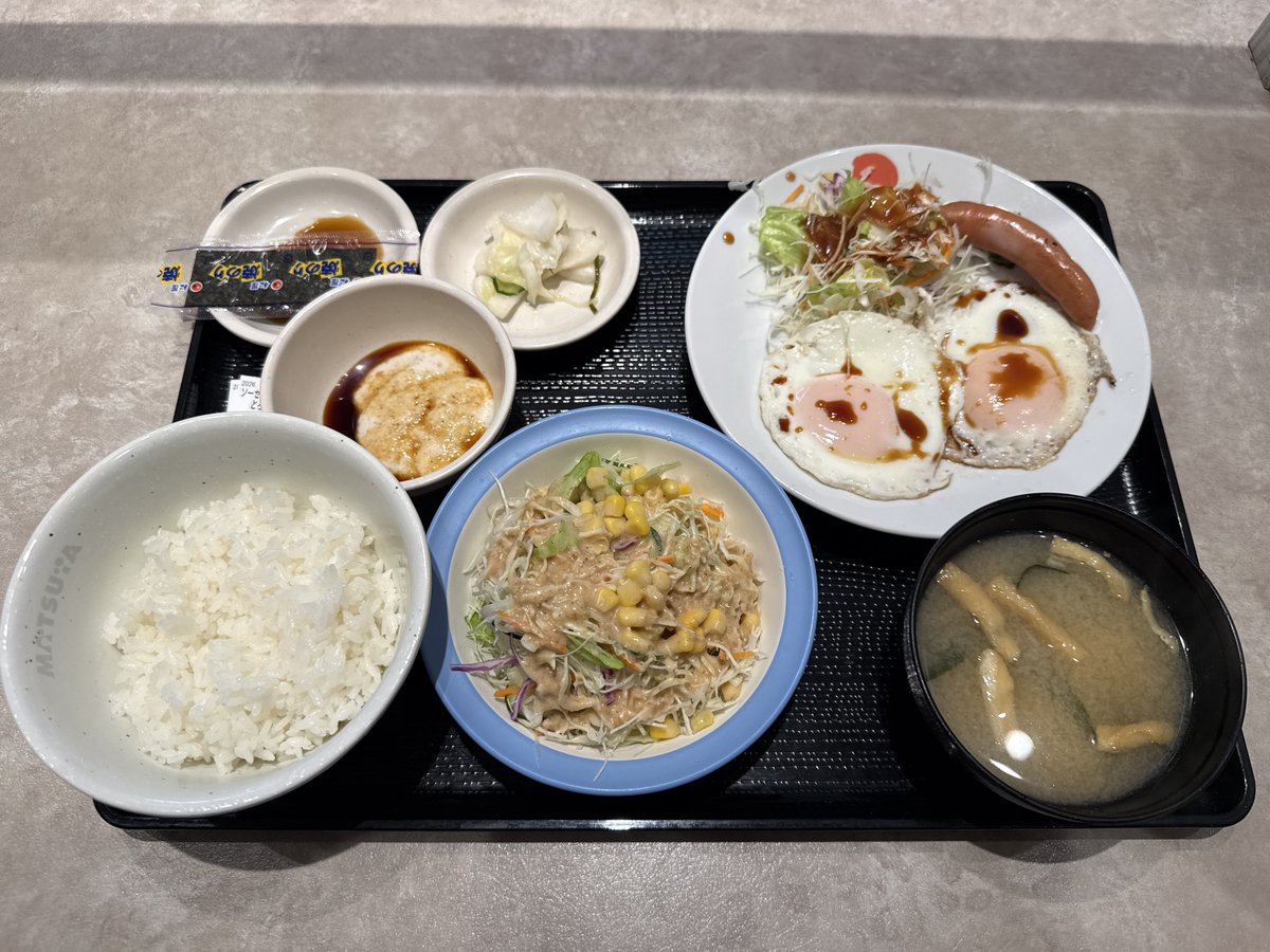 prinesica's tweet photo. おはようございます。
昨日は寝落ちしたけどなんとか最低限は
やった。
今日は朝から作業して朝ご飯食べに。
戻ったらまた作業だだだだだっ！ https://t.co/aCkKLgPEtz