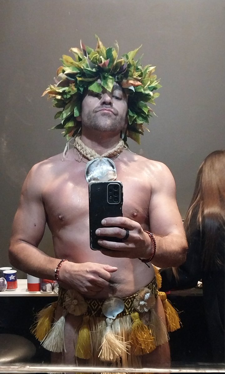 PabloVargasB78's tweet photo. #ShowPabloVargas #Casino
#Tahiti https://t.co/HkfhGiZDG1