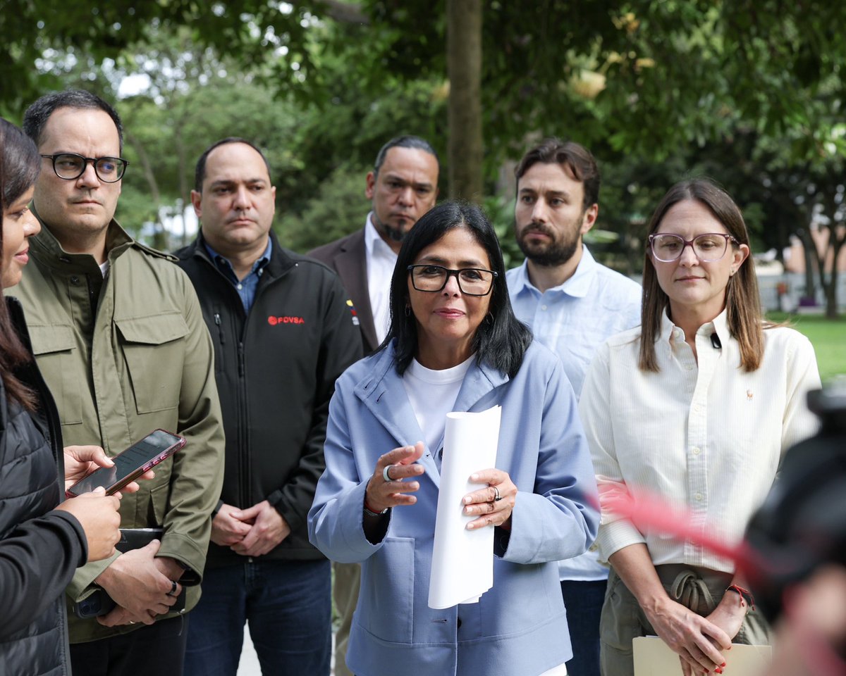 PDVSA's tweet photo. Rodríguez afirmó que: «el motor de los hidrocarburos está activo y sigue recuperándose. Este segundo trimestre, la recuperación supera el 9% y registra un incremento superior al 10% en relación con el mismo período del año pasado». https://t.co/m8bNDHgqev