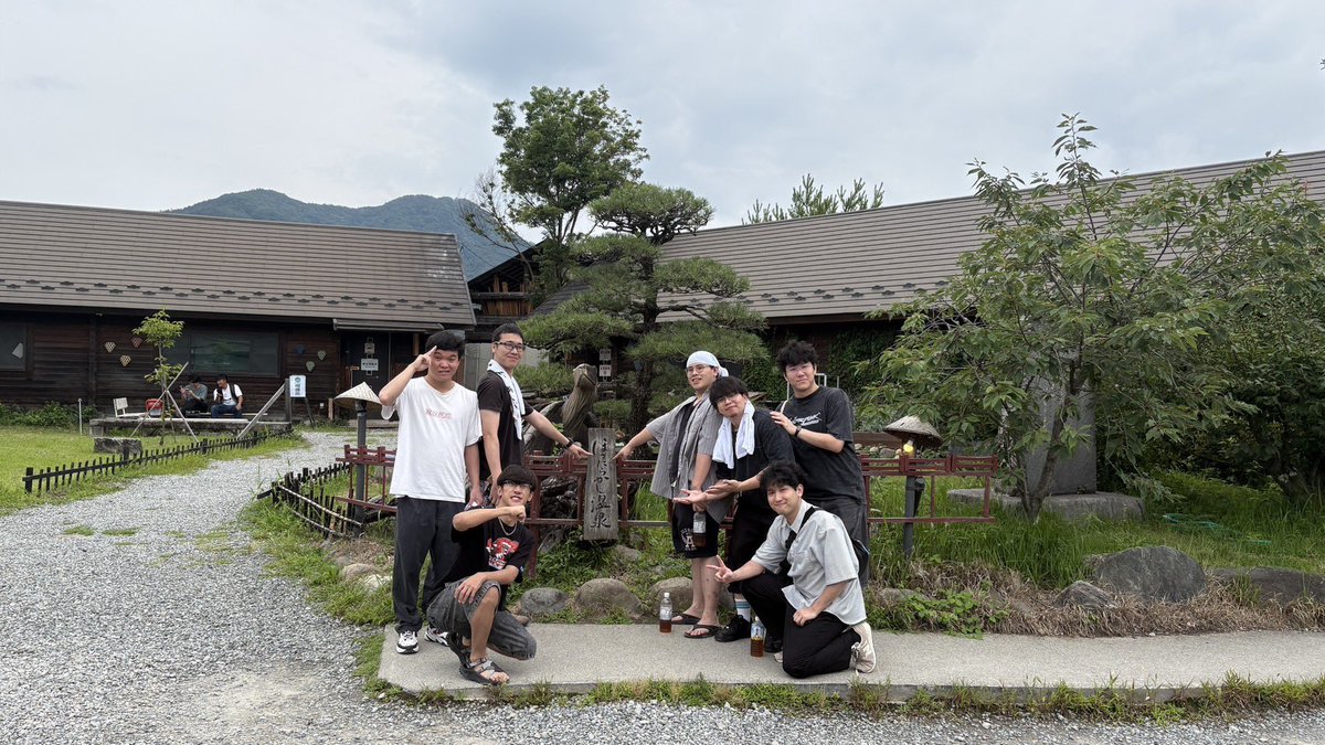 111Sangoku's tweet photo. 昨日まで96のみんなとほったらかし温泉行ってきた！
金曜日の夜からお泊まり会、温泉行って焼肉食べて楽しいことやりすぎちゃんでした😚 https://t.co/j1Y0xP0G99