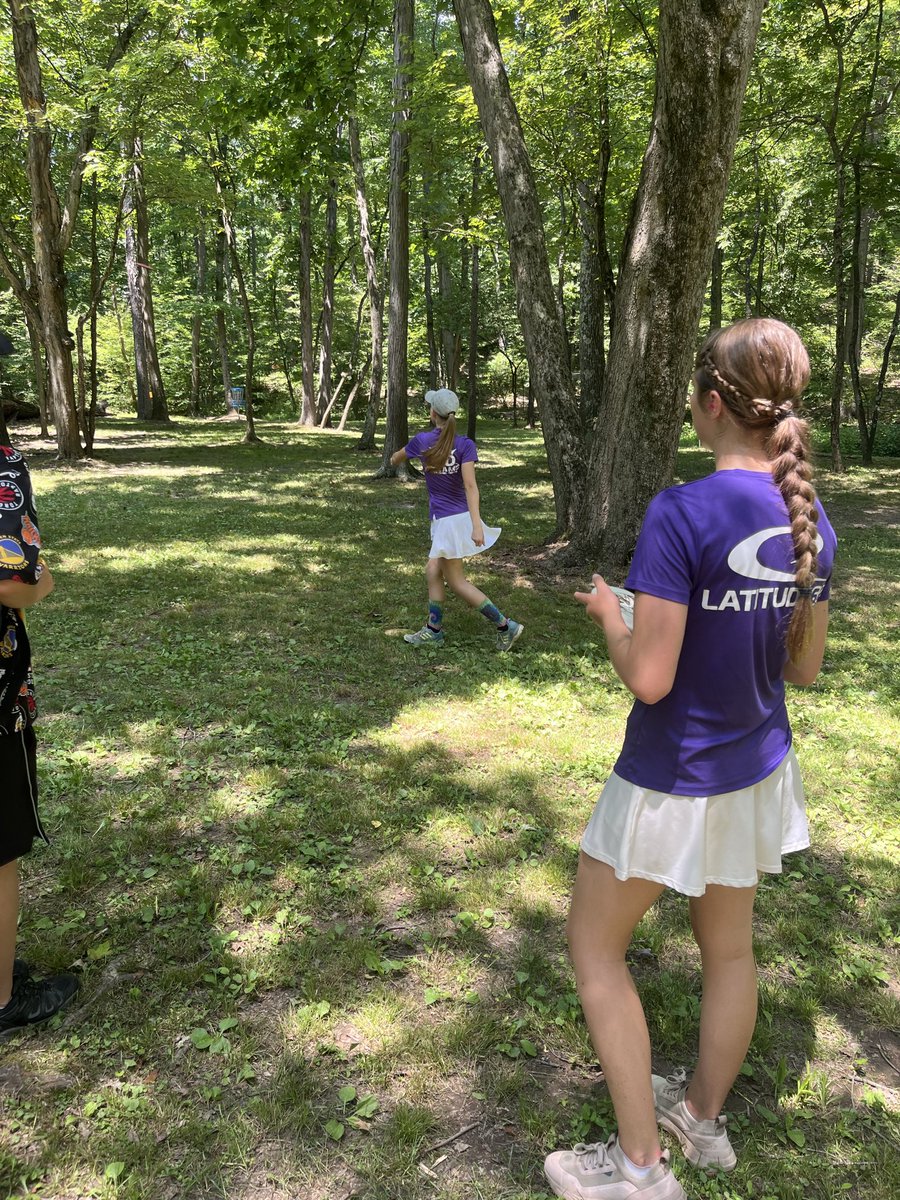 HaydenWiebusch's tweet photo. 2026 PDGA Junior Worlds Doubles
I had fun playing w/ my teammate Brooklyn today. We got behind a couple strokes on early wooded holes and made a bit of a push just couldn’t catch the other team.
#bedynamic
#discgolf
#growthesport
#kidsdiscgolf
#respecthergame
#throwpink https://t.co/F1lLN87Iwj