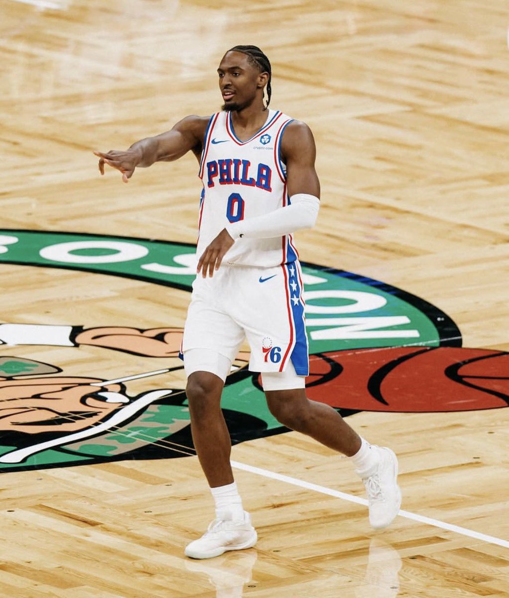 Maxey_Musee's tweet photo. Did you know Tyrese Maxey hasn’t averaged under 20 PPG in a playoff run since his rookie season?

—2020-21: 6.3 PPG (13.0 MPG)
—2021-22: 20.8 PPG (40.4 MPG)
—2022-23: 20.5 PPG (38.5 MPG)
—2023-24: 29.8 PPG (44.5 MPG)
—2025-26: 23.7 PPG (39.7 MPG) https://t.co/lAyRCUdUxX