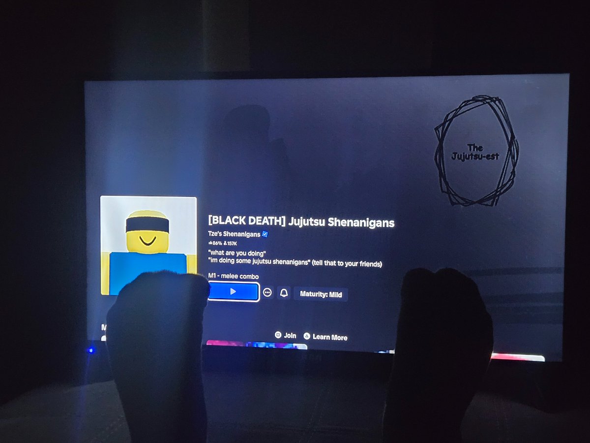 AideHasAids's tweet photo. About to play jjs
(Dont mind my beautiful feet) https://t.co/rslLJlVvz6