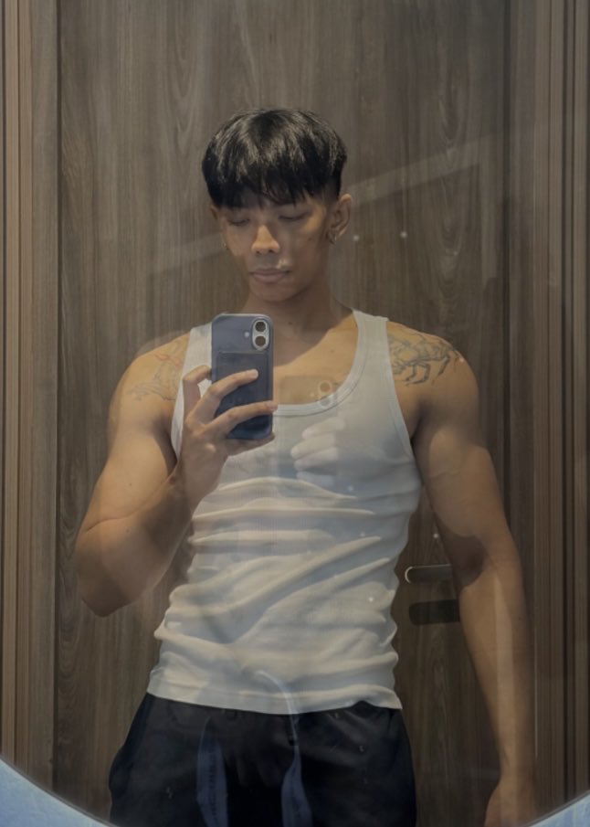 wick8rex's tweet photo. Cant see shit https://t.co/iLrCwgDaVp
