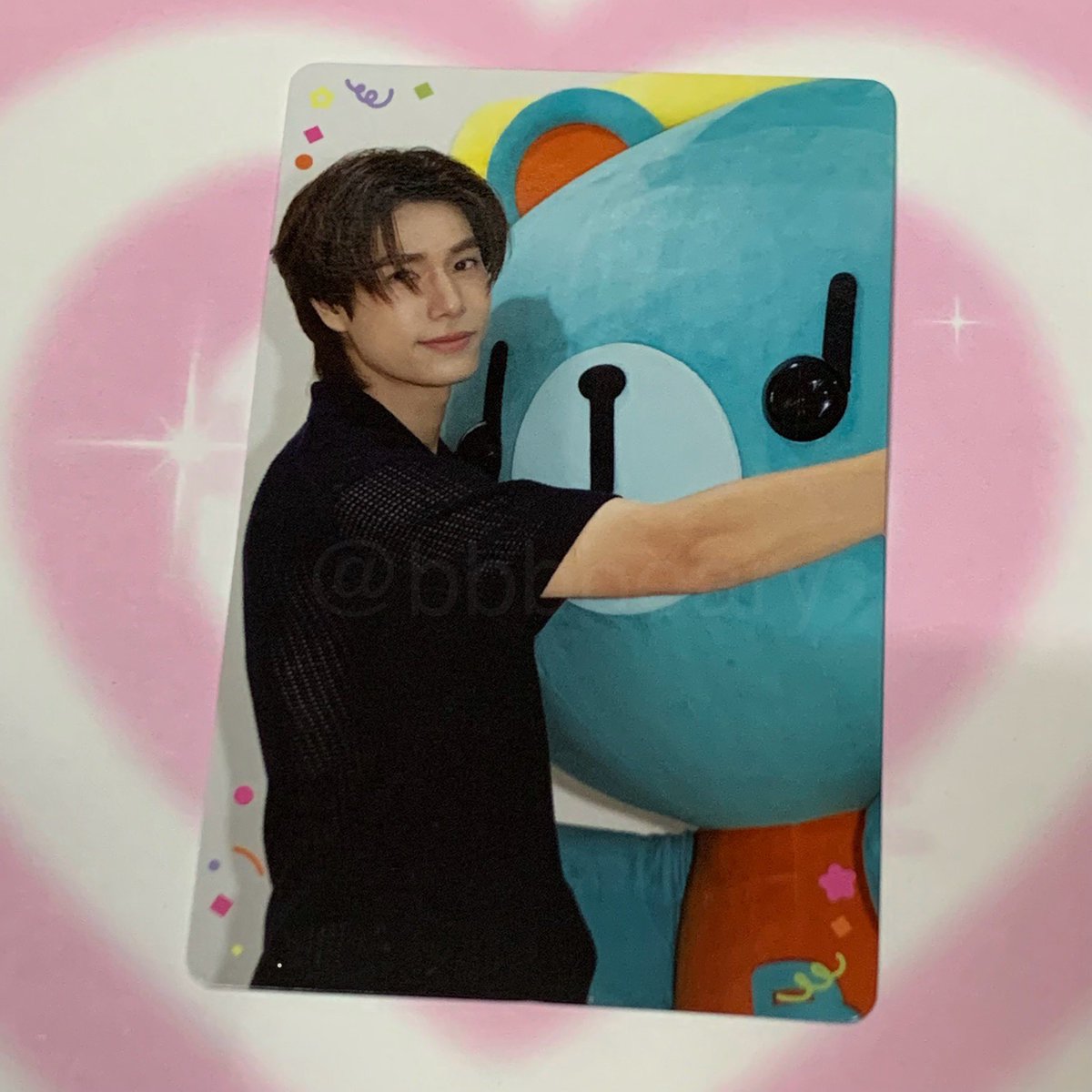 bbbbeary's tweet photo. ⋆౨ৎ˚˖ แจกการ์ดภูวินทร์พี่เพิ่ม 1 ใบ ₊˚ ᨦ ᨩ

 รีอย่างเดียว เดี๋ยวคืนนี้มาสุ่มคับบ😺🩷

#23rdHoneyThePHUWINDay 
#phuwintang https://t.co/3JJQt5I18W