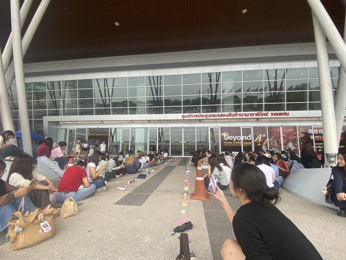 Pookpikk66's tweet photo. ด้อมคุณหนูทำถึง  #NekkoxGeminiFourth https://t.co/HglAQznNF9