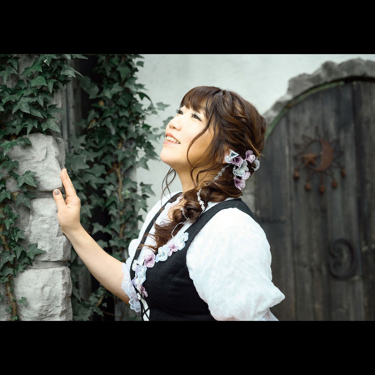 osakaruido's tweet photo. 【本日の公演】

霜月はるか 20th Anniversary Live Tour 
～Ashioto Step by Step～
【昼公演 - Shimotsukin's Step Live -】
【夜公演 - Ashioto Talk &amp; Live -】

［ACT］霜月はるか / ゲスト：織田かおり

［OPEN/START］
昼 13:00/13:30
夜 17:00/17:30

［当日券］
昼 ￥7,000+D
夜 ￥5,000+D https://t.co/vDPab0E34G