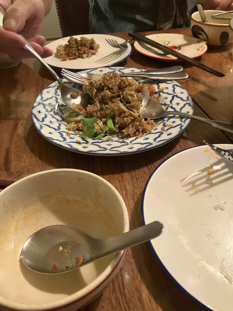 nininbayashi's tweet photo. 昨晩は中野でタイ料理食べました https://t.co/BfnH3mpong