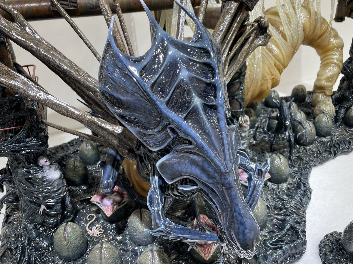 KuvoreGordon's tweet photo. クイーンエイリアンのスタチュー。
大きさも密度もすんげぇ!!
#prime1studio https://t.co/fLdCmjUAUz