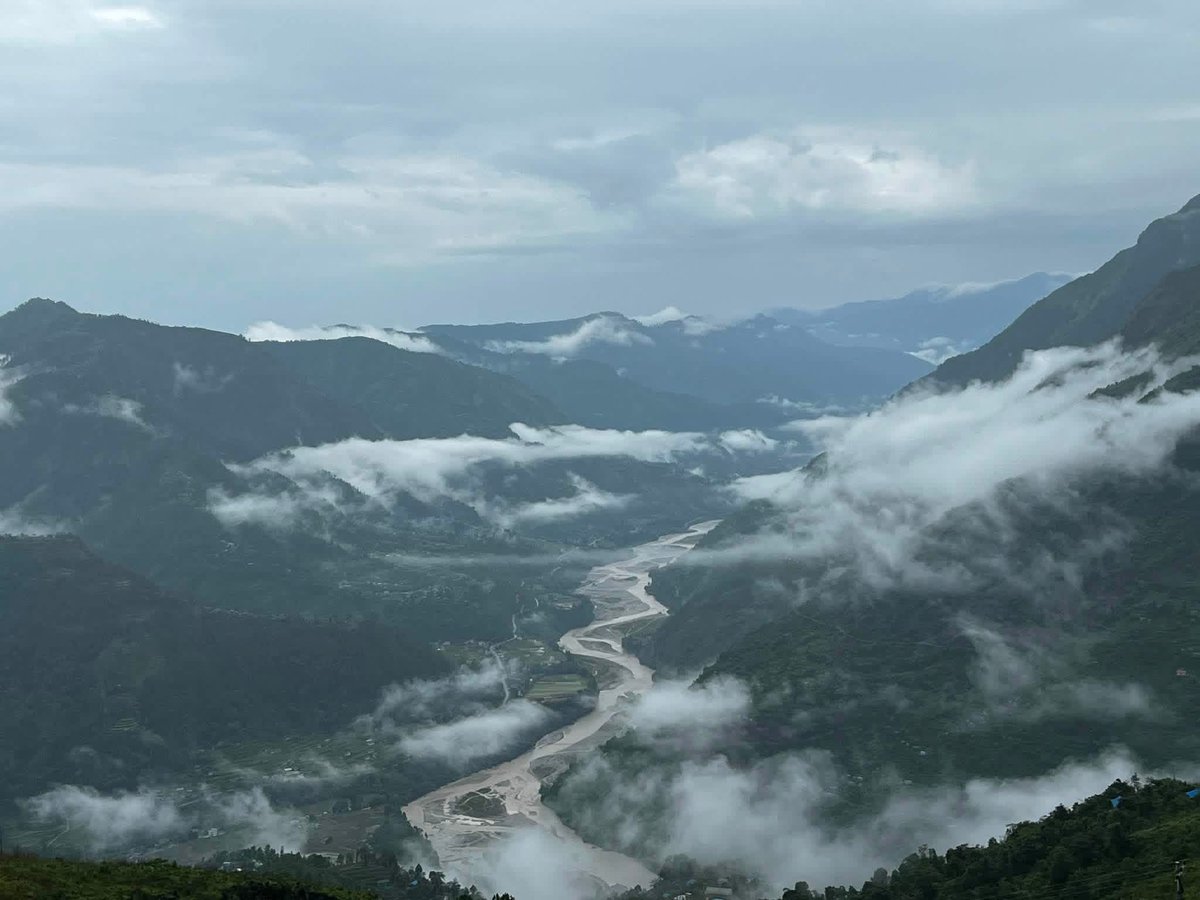 RAJUBIKRAMCHAM3's tweet photo. Good Morning सानी भेरी नदी ! 
- यात्रामा सानी भेरी @ कर्णाली प्रदेश, रुकुम पश्चिम रुकुम ! यात्राको सातौ दिन ।
२०८३ असार २१ https://t.co/kUNdBqMQ8F