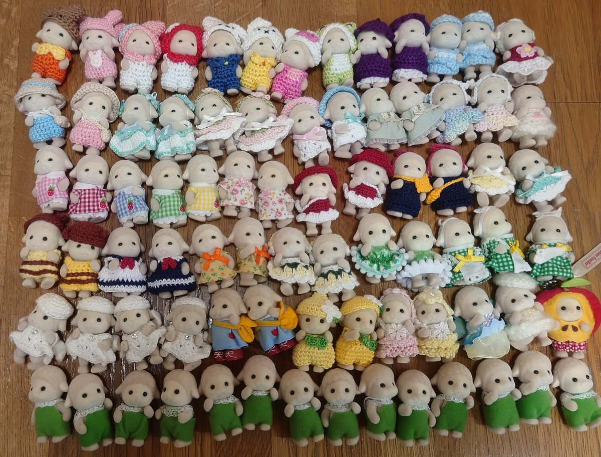 sayanayuta's tweet photo. えまち🐑に囲まれて幸せ☺️
#シルバニア #シルバニアファミリー #ひつじ #エマ #エマデール #えまち #えまっぺ #シルバニアファミリー森のお家 #森のお家 #エポック #EPOCH https://t.co/j8cdZYSxhD