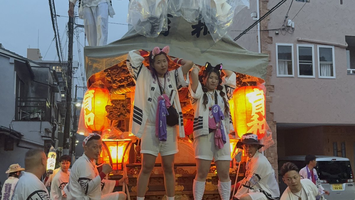 higaccho's tweet photo. 2026.7.4
育和だんじり祭り
雨が小降りになったタイミングで見てきました https://t.co/xuCfRbKhz3